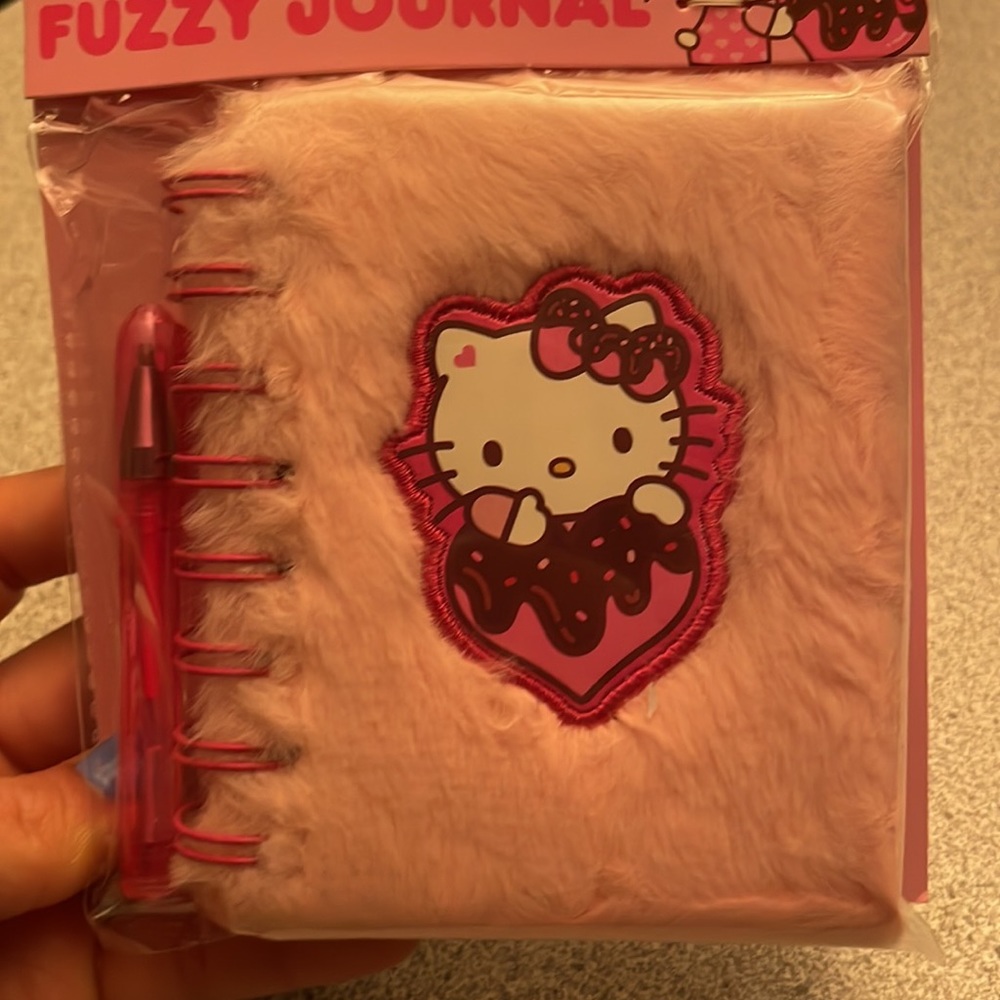 Hello Kitty Fuzzy Journal - Picture 2 of 3